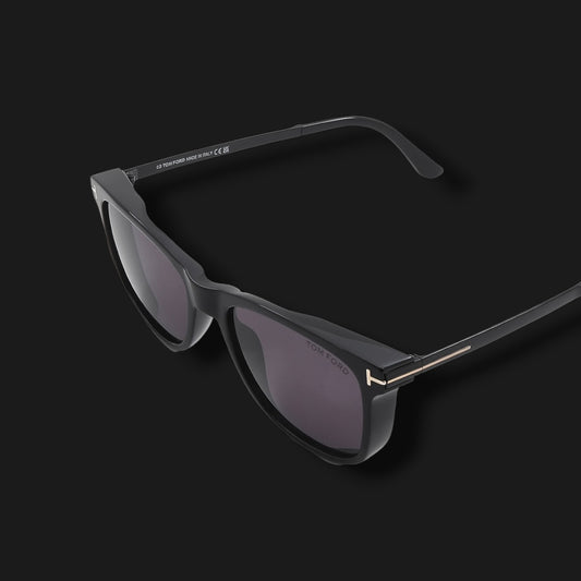 TOM FORD SINATRA SMOKE